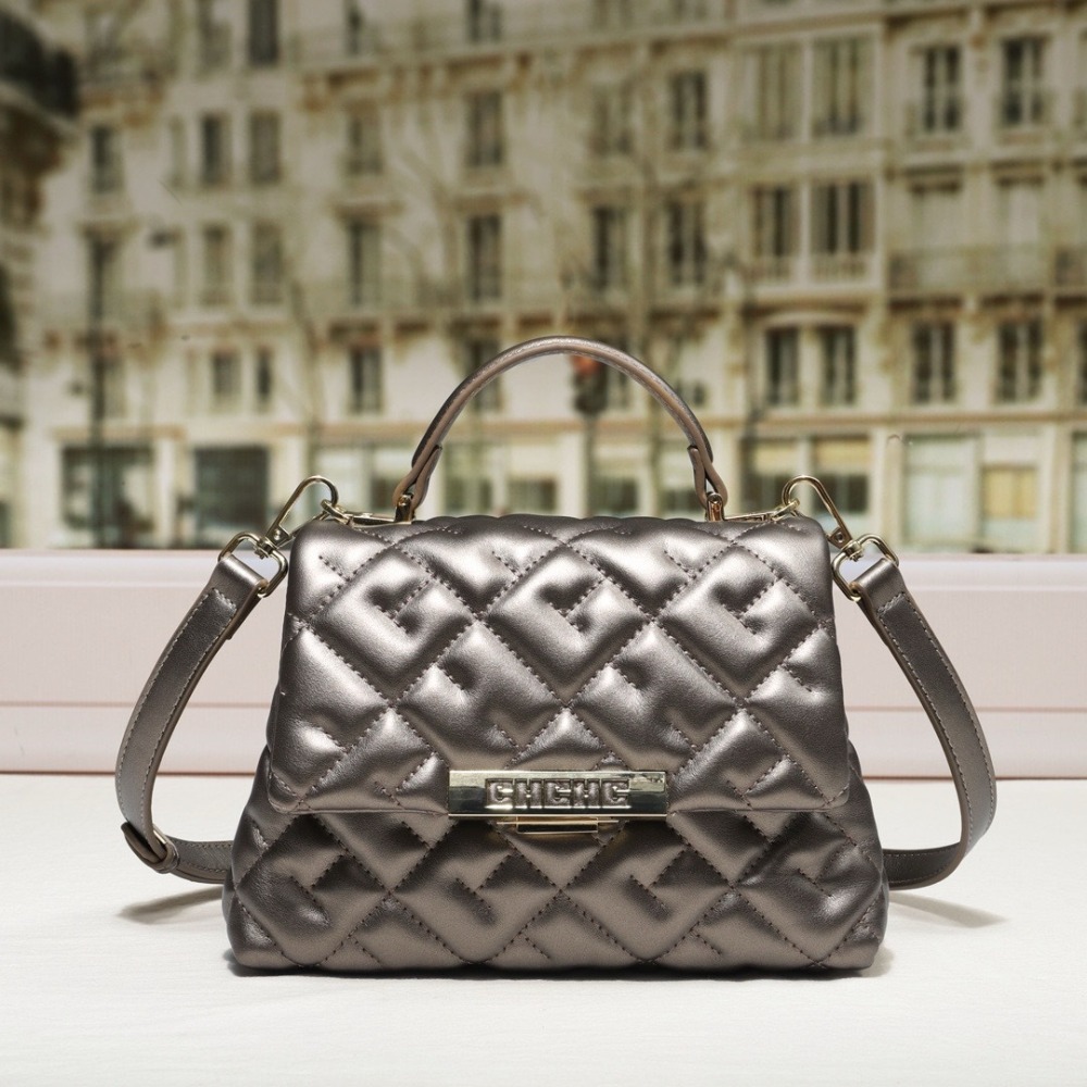Stilvolle Leder-Umhängetasche  – Luxury Bags Must Have Bewertung und Preis