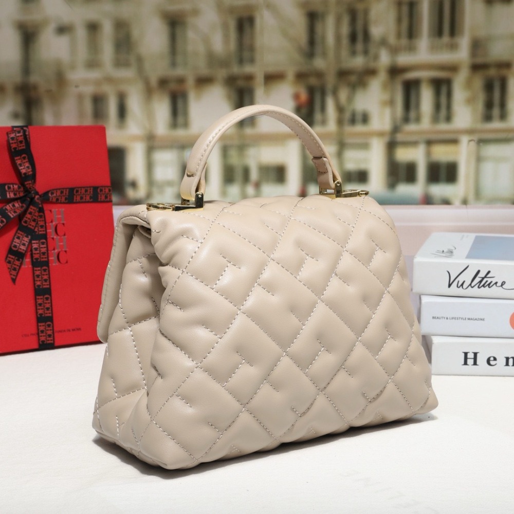 Stilvolle Leder-Umhängetasche  – Luxury Bags Must Have Bewertung und Preis