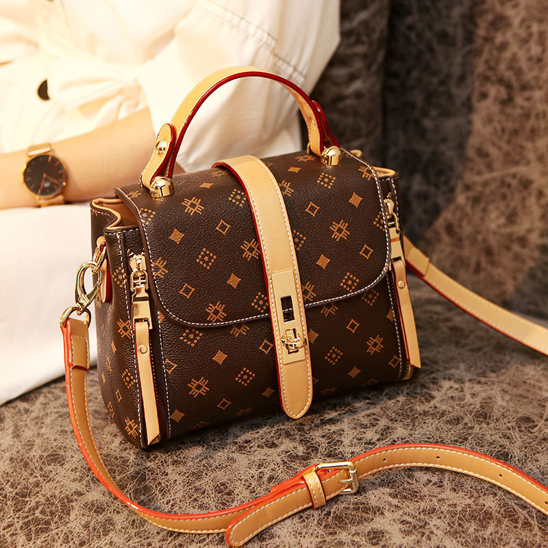 Luxuriöse Designer-Wickeltasch – Luxury Bags Must Have Bewertung und Preis