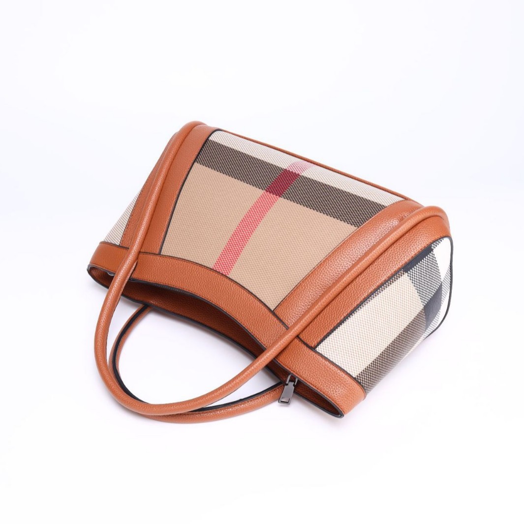 Luxuriöse Designer-Wickeltasch – Luxury Bags Must Have Bewertung und Preis