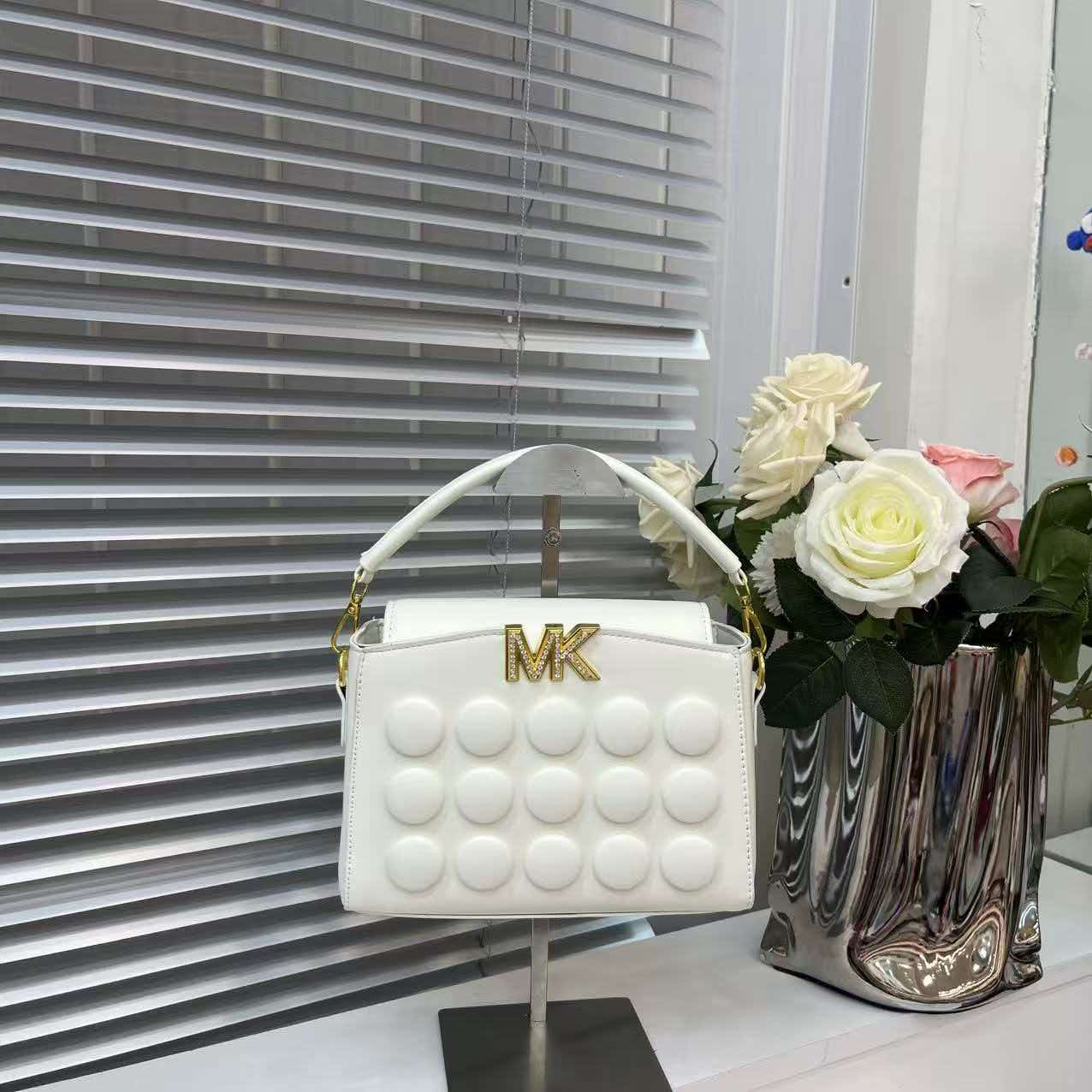 Michael Kors Luxuriöse, leicht – Luxury Bags Michael Kors Bewertung und Preis
