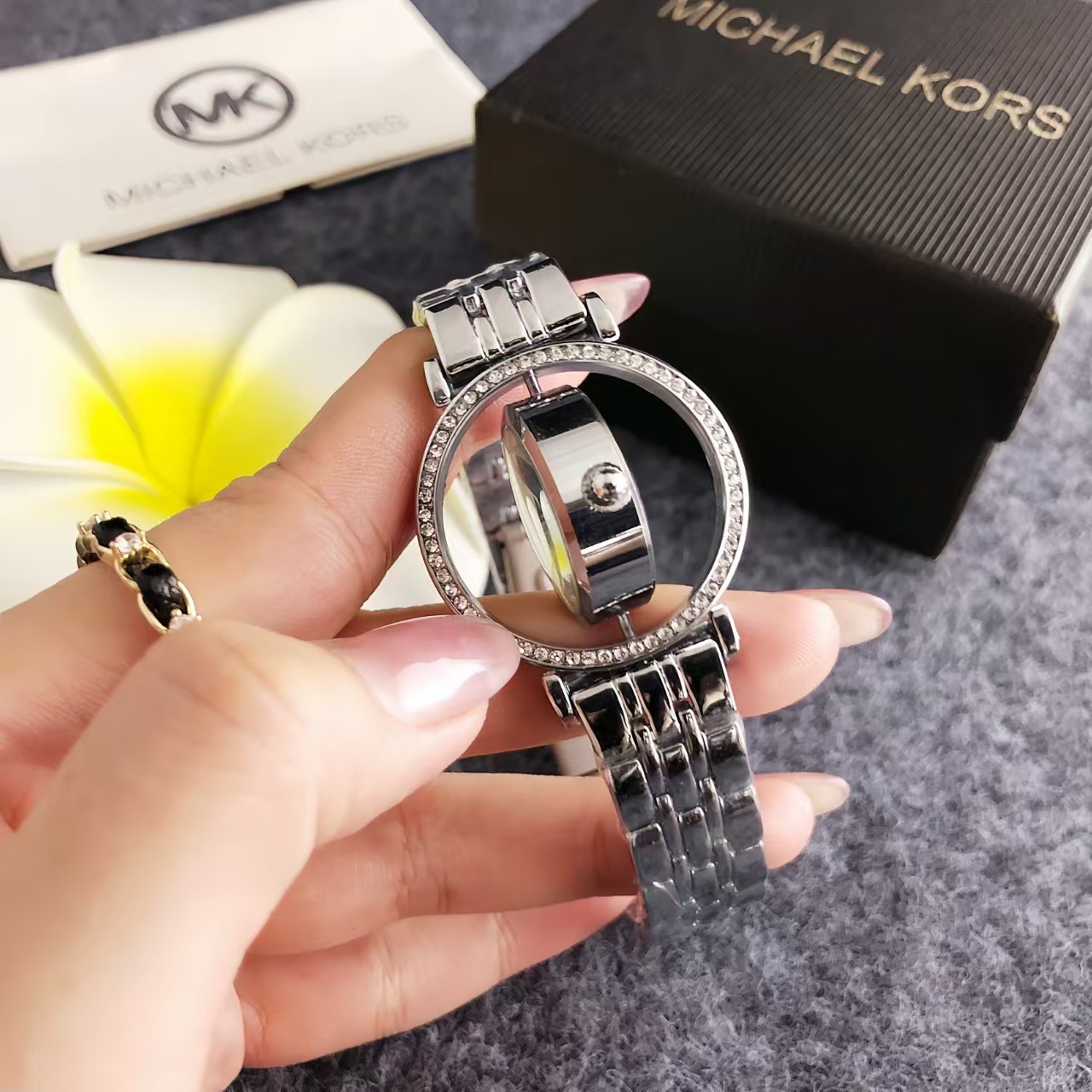 Michael Kors Damen-Uhrentasche – Luxury Bags Michael Kors Bewertung und Preis