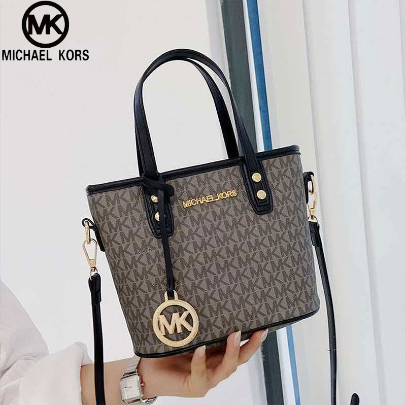 Michael Kors Ole Jet Set 2026  – Luxury Bags Michael Kors Bewertung und Preis
